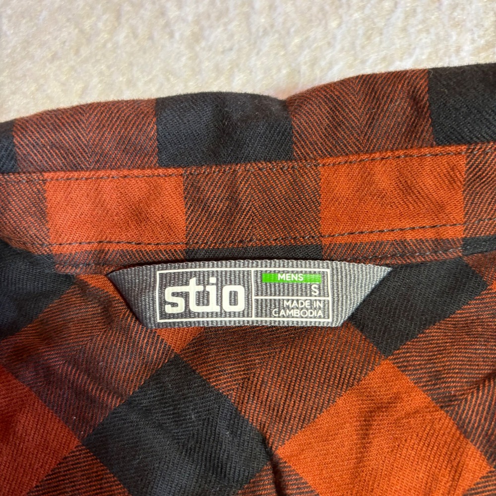 Stio Mens Orange Black Plaid Lightweight Flannel Shirt Button Up Long Sleeve S‎ - Picture 3 of 11
